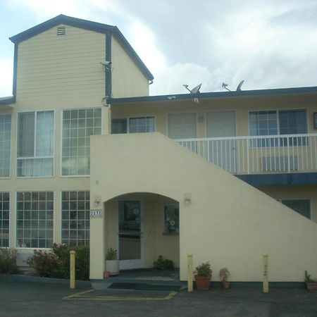 Economy Inn Seaside Bagian luar foto