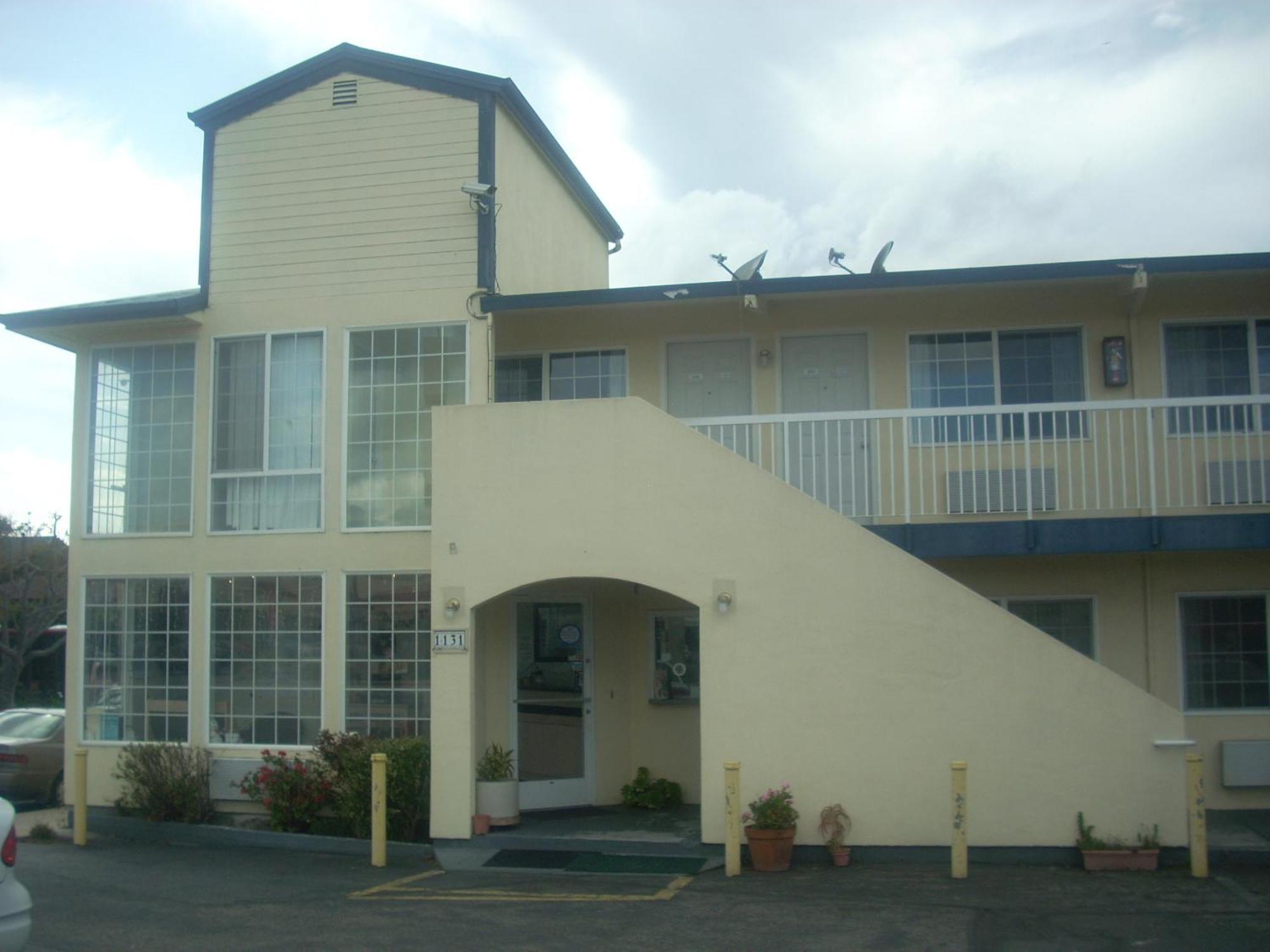 Economy Inn Seaside Bagian luar foto